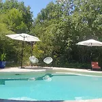 Pensionat La Buisse 4*