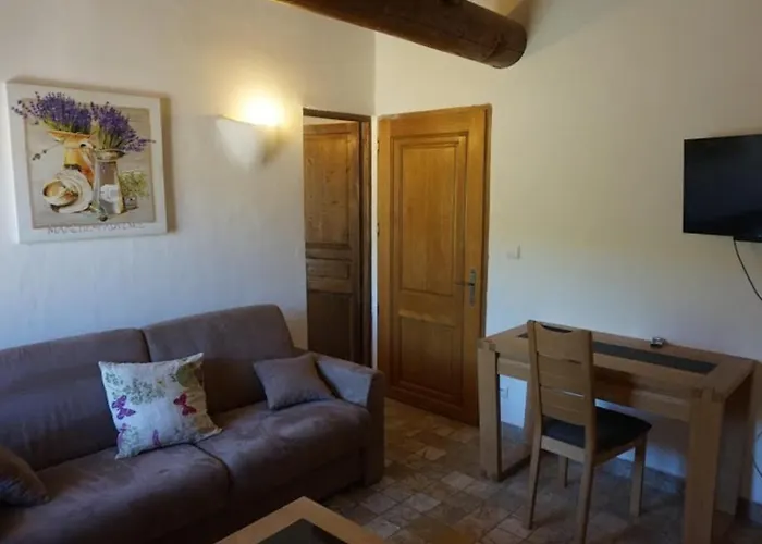 Affittacamere La Buisse 4*