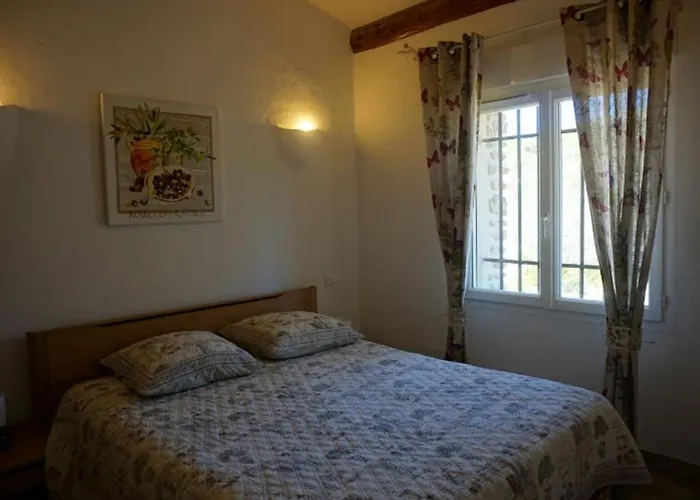 La Buisse 4* Simiane-la-Rotonde