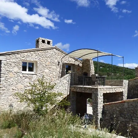 Guest house La Buisse 4*